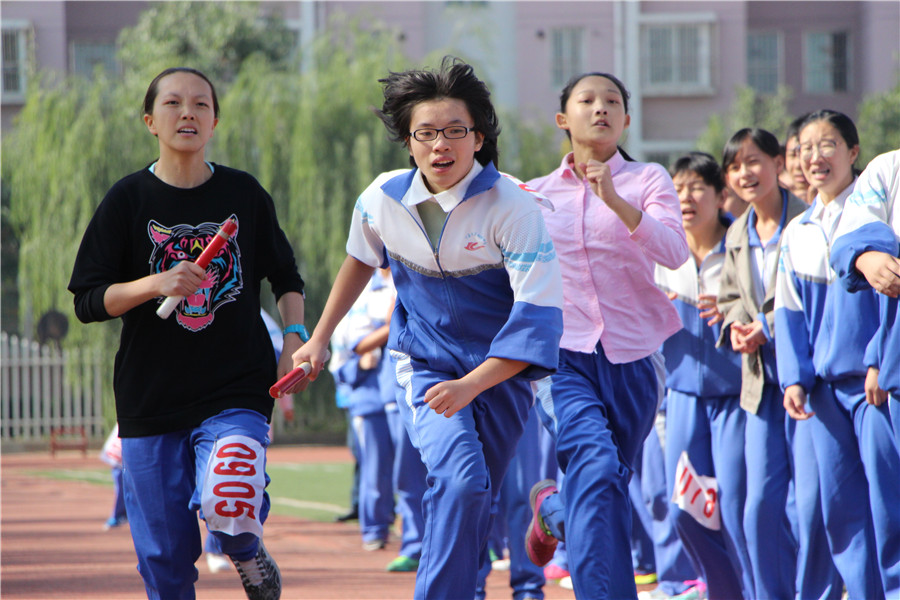 新聞名稱：我校2016秋季運動會(huì)
添加日期：2016-09-28 17:19:30
浏覽次數(shù)：6098