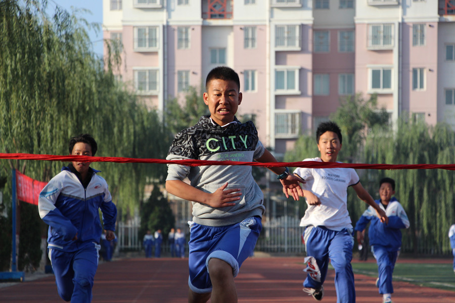 新聞名稱：我校2016秋季運動會(huì)
添加日期：2016-09-28 17:20:36
浏覽次數(shù)：6288