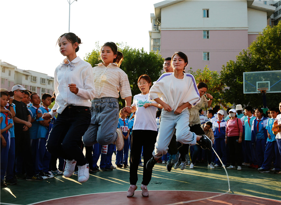 新聞名稱：體(tǐ)育的魅力
添加日期：2019-09-28 19:10:26
浏覽次數(shù)：2391